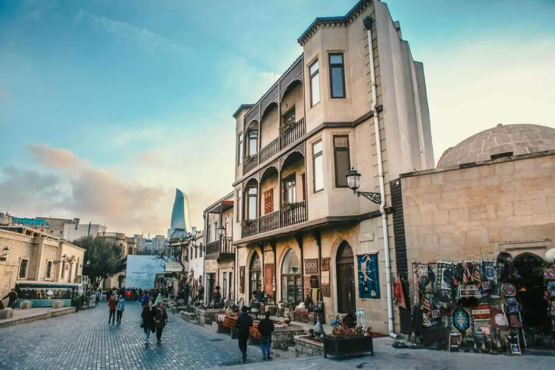 A quiet Baku street scene